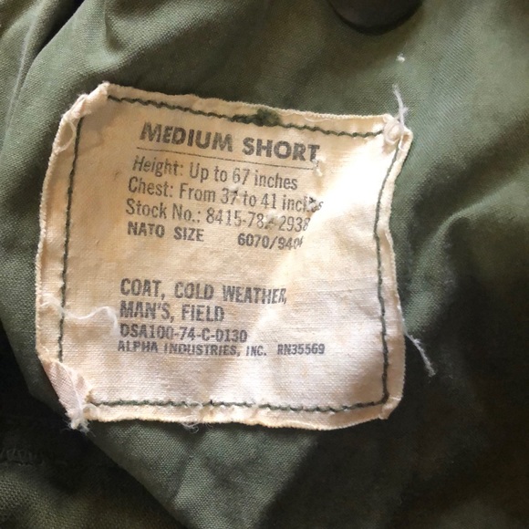 Authentic U.S. Army Jacket - Picture 2 of 3